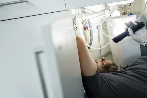 Freundlich, sachkundig und stets bereit Freundlich, sachkundig und stets bereit